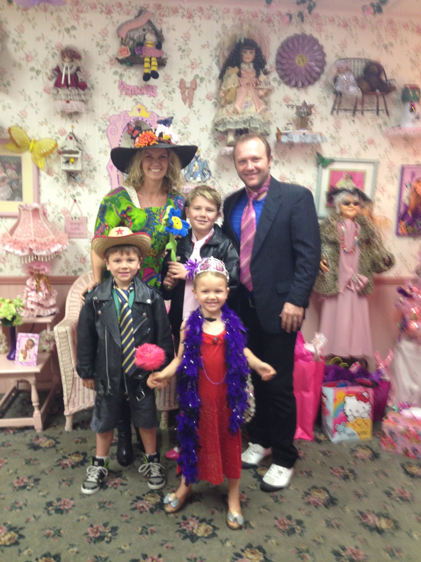 Indi and her family dressed up